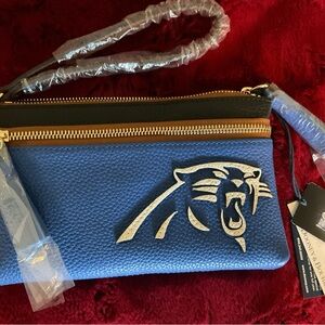 Dooney & Bourke Double Zip Wristlet. NFL Carolina Panthers. New RARE!